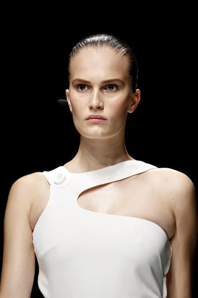 Look 52